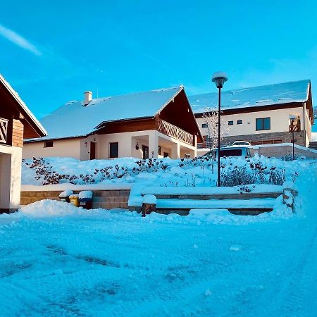 Chaty Krusetnica S Luxusnym Privatnym Wellness Esterno foto