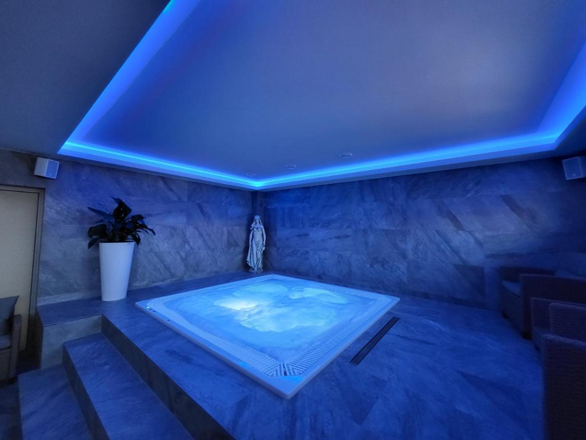 Chaty Krusetnica S Luxusnym Privatnym Wellness Esterno foto