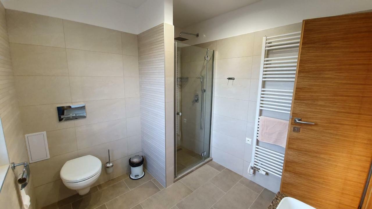 Chaty Krusetnica S Luxusnym Privatnym Wellness Esterno foto